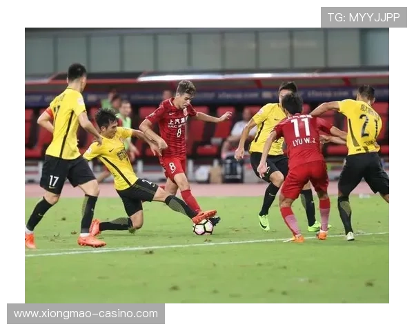 斯科拉里见小罗破门后激动反应全记录瞬间展现胜利喜悦